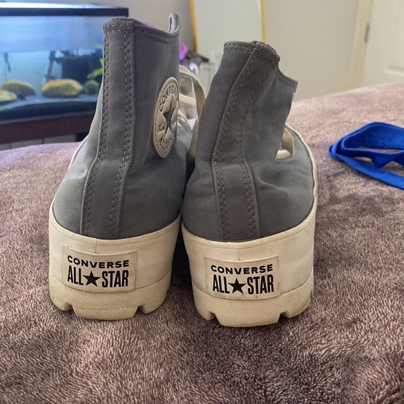 Converse, all stars platform, gray, and white with black converse logo on side - Picture 4 of 5